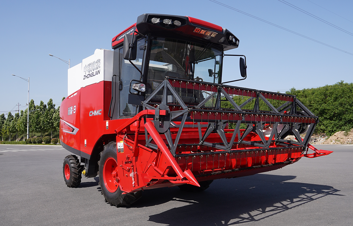 永利皇宫官网2022款4LZ-9B自走式大豆机